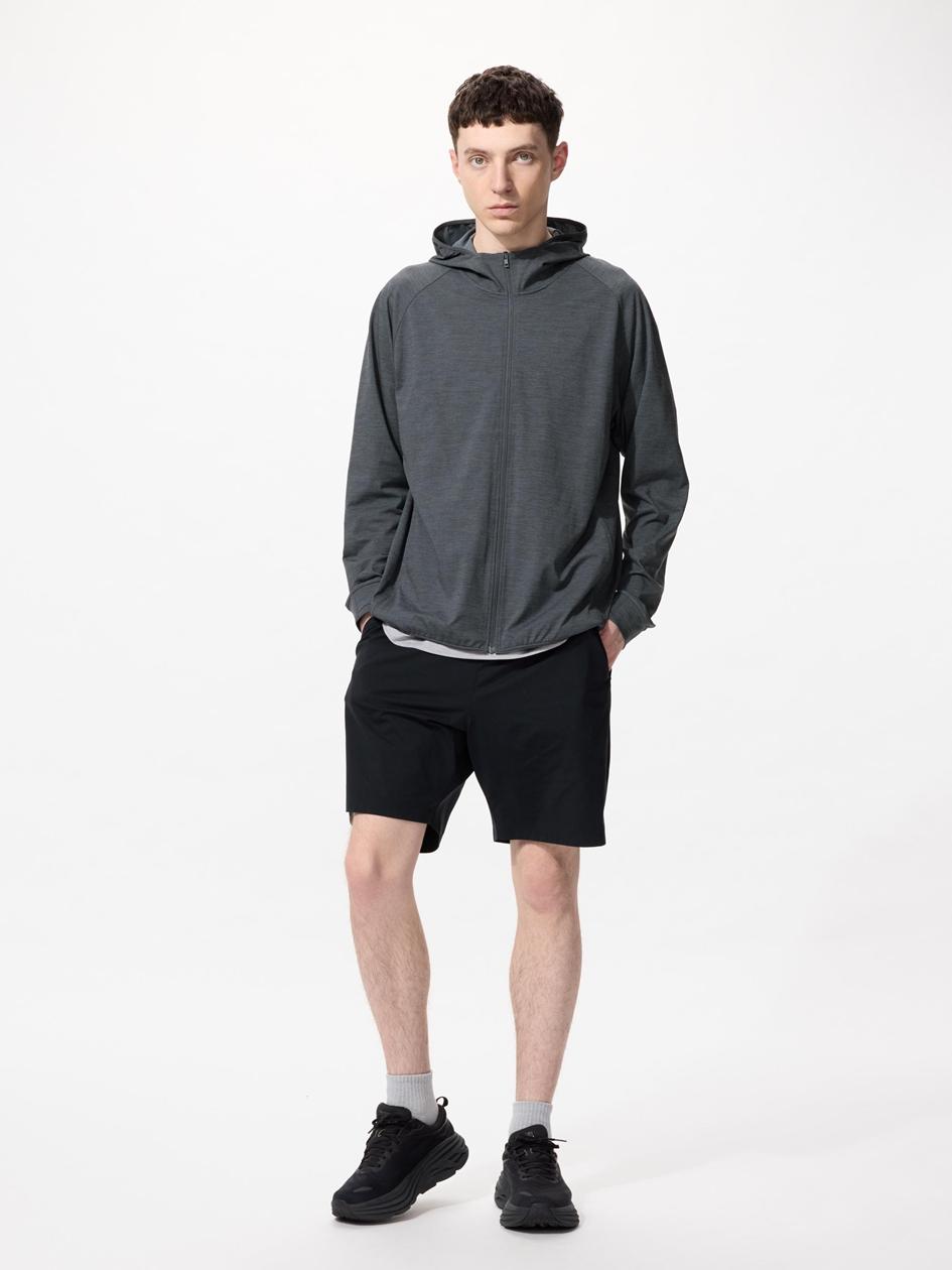 DRY-EX防曬連帽外套，男裝，790元。