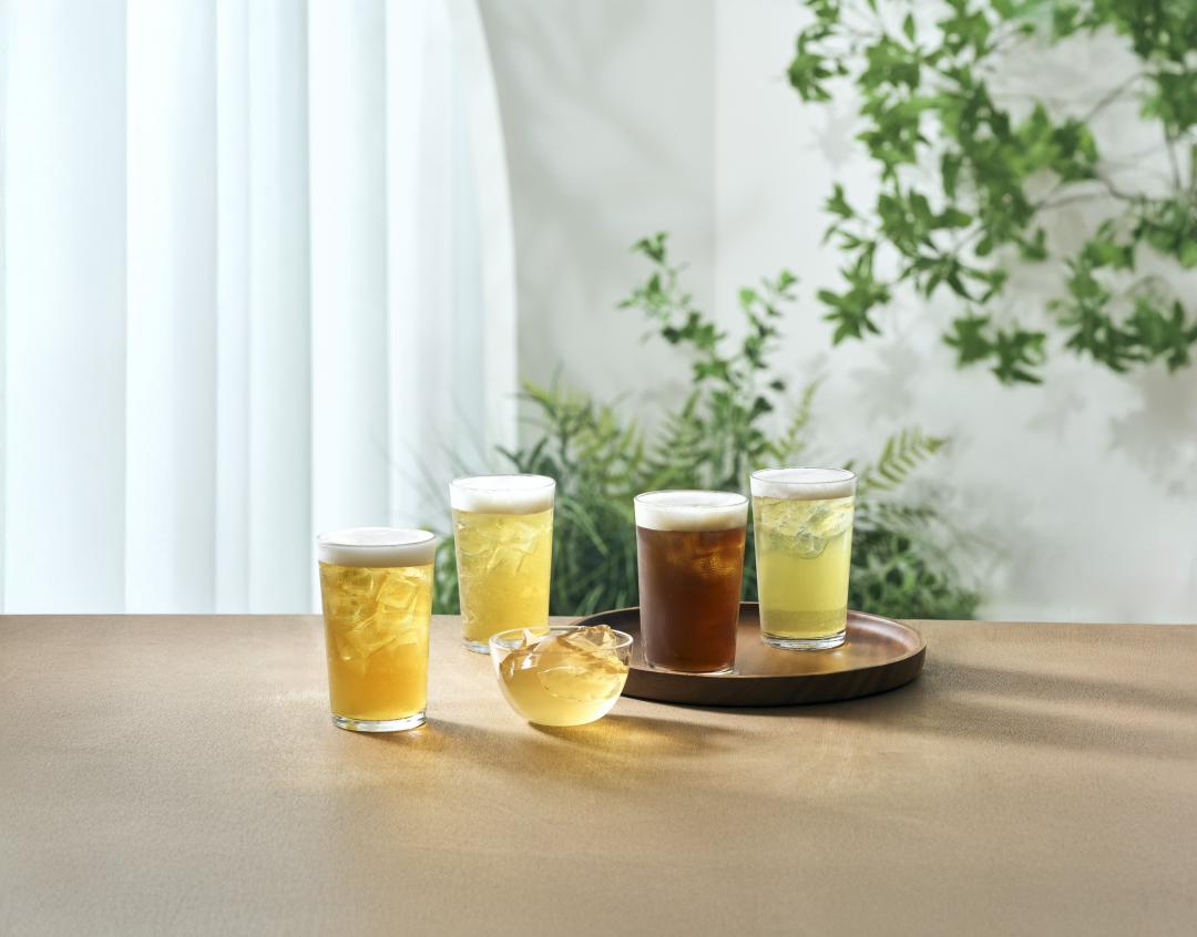 MUJI原茶系列(無糖)各60元，多穀茶凍15元。