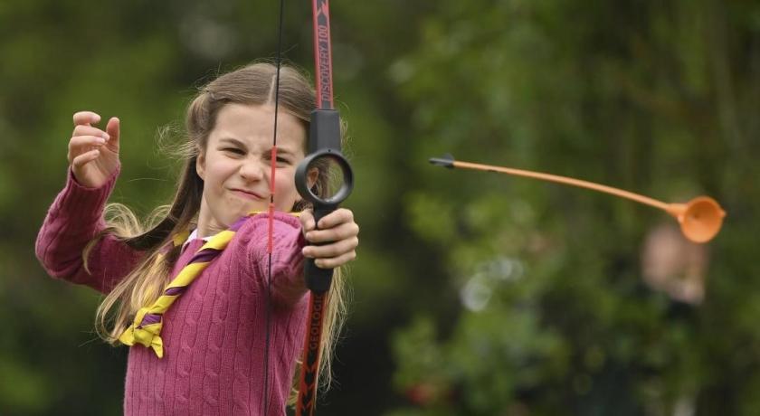 夏綠蒂公主瞄準老爸「週末計畫」！