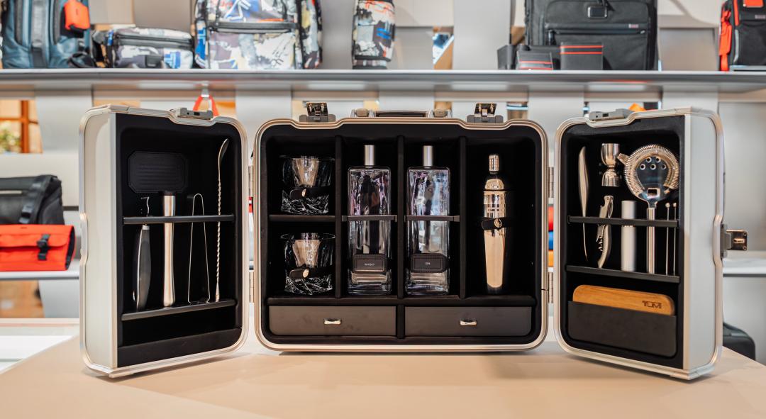 TUMI高端調酒組首次登台亮相！限量鋁合金酒箱重塑生活品味