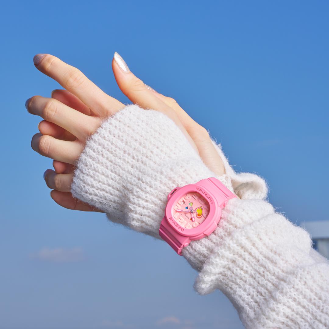 BGA-10-4A錶款，2,300元。
