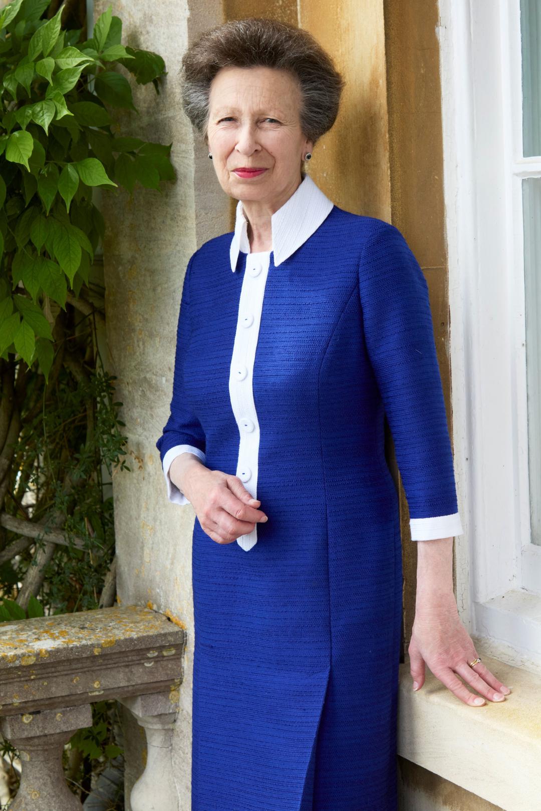 英國王室公布安妮公主75歲慶生照。(路透)