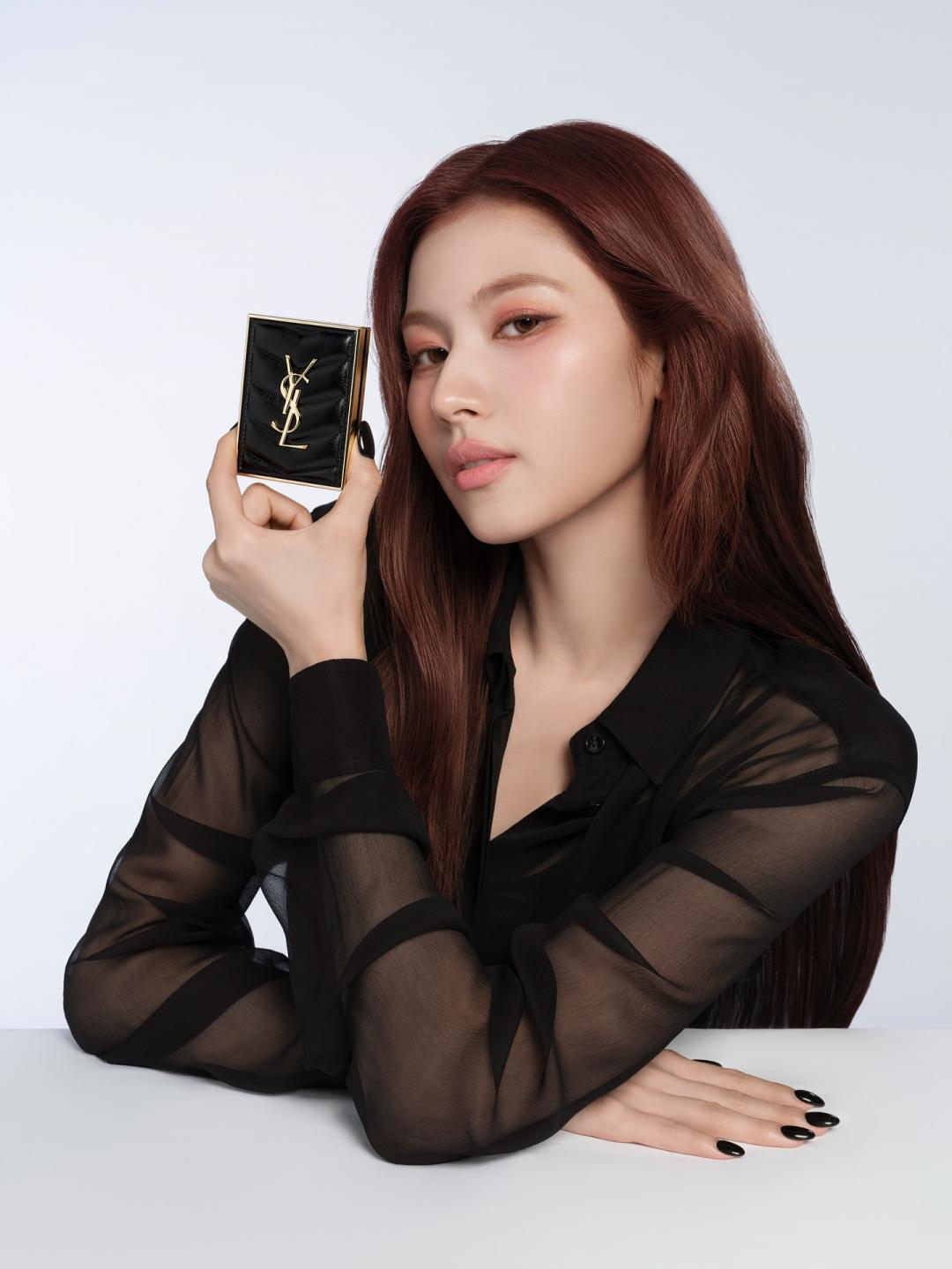 第1名Sana。