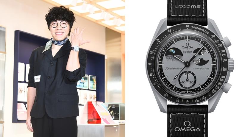 盧廣仲配戴Swatch x OMEGA MoonSwatch系列MISSION TO EARTHPHASE腕錶，10,400元。(記者陳奕全攝、Swatch提供)