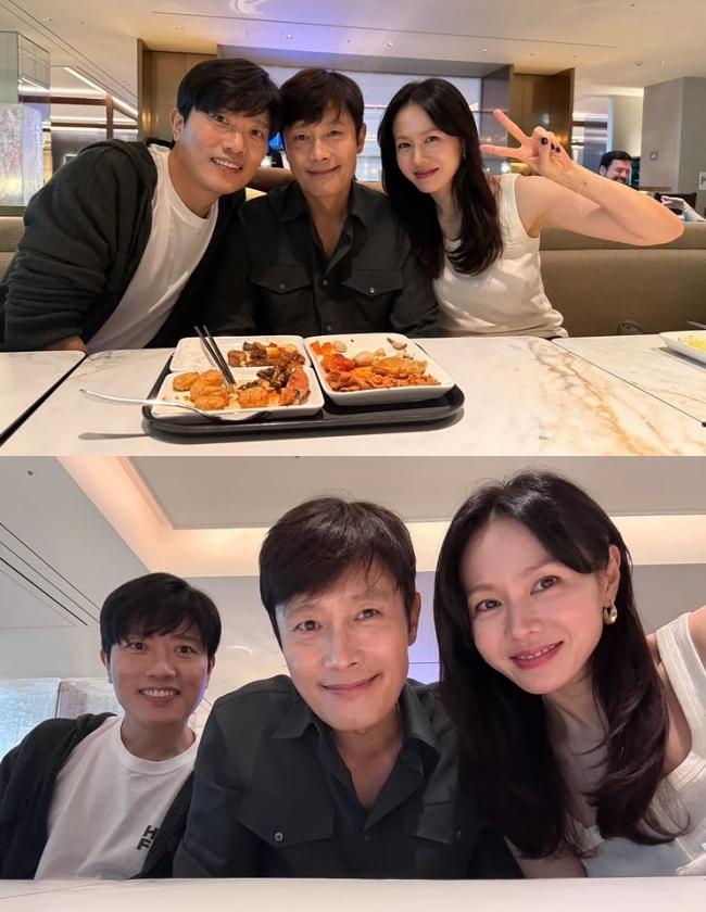 樸喜洵也曬出三人聚會照。