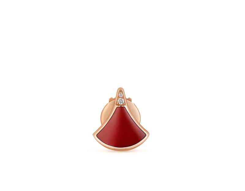 張員瑛佩戴：Divas’ Dream玫瑰金紅玉髓鑲鑽單邊耳環。（品牌提供）