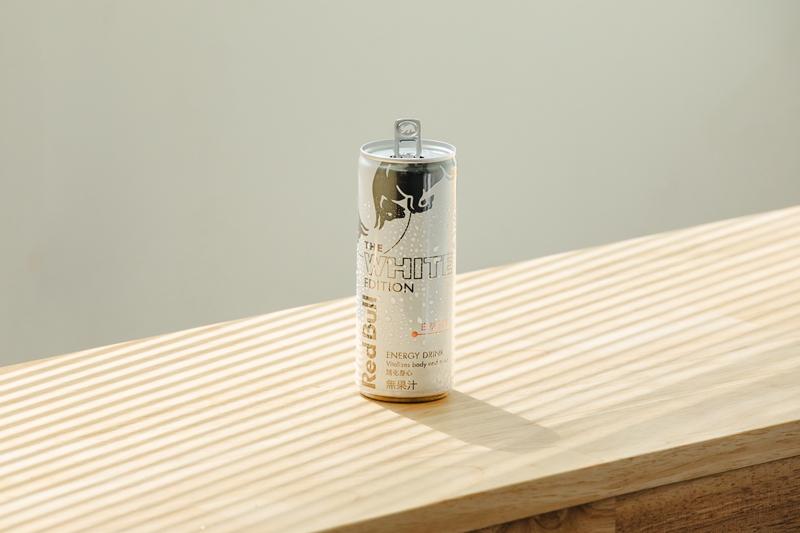 Red Bull White Edition 白桃風味重磅回歸自9月3日上市。（Red Bull提供）