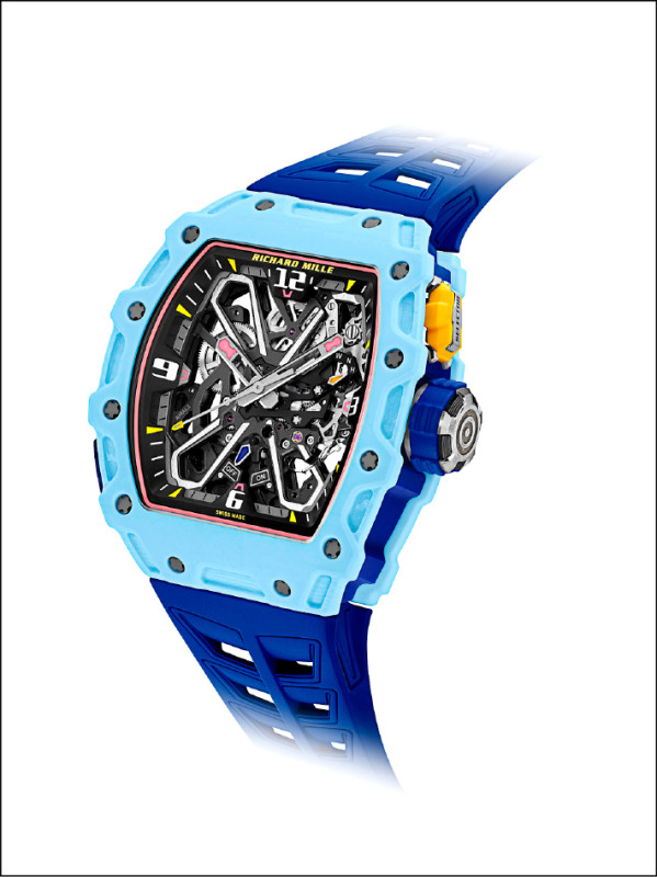 RICHARD MILLE RM 35-03 Rafael Nadal自動上鍊腕錶，搭載RMAL2機芯鏤空自動上鍊機芯，淡藍色Quartz TPT®石英纖維錶圈，尺寸43.15×49.95mm。
