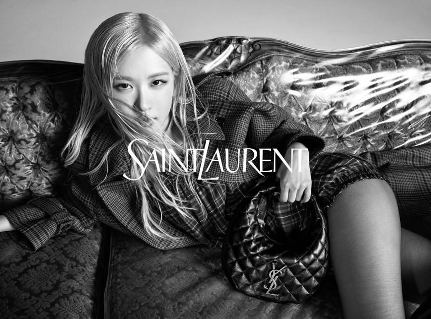 最新由Saint L釋出的代言大片，的代言大片，Rosé慵懶的高冷姿態被狂讚。（翻攝自instagram）