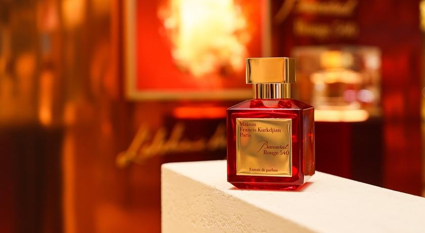 Baccarat Rouge 540水晶之燄香精，35ml/8,700元；70ml/14,000元。
