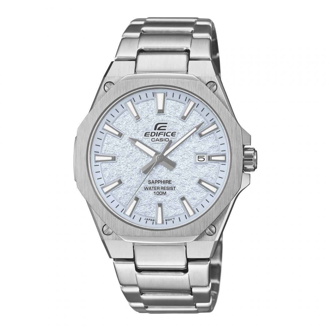 CASIO EDIFICE　EFR-S108DE系列延續人氣八角形錶圈與經典三指針錶盤設計，EFR-S108DE-2AV錶款，5,200元。（CASIO提供，以下同）