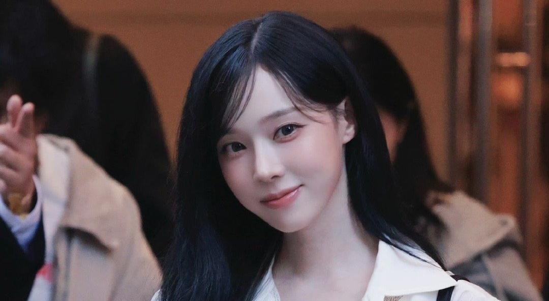 RALPH LAUREN 2026春夏時裝週秀場，Krystal罕見缺席，由韓星Winter做代表。