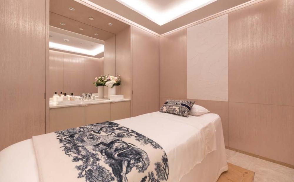 全新升級的SPA空間「迪奧美妍護膚沙龍」，讓陳庭妮忍不住搶先預約。