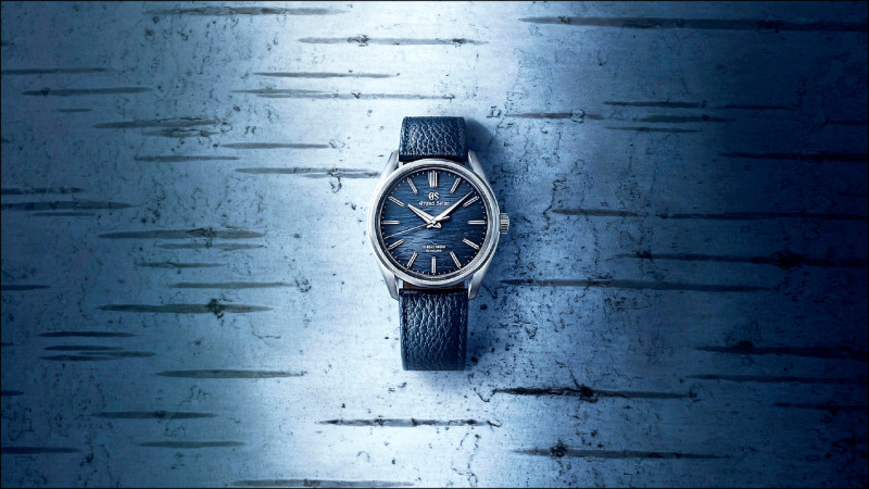 Grand Seiko SLGW007「月夜白樺」錶款，柔軟的牛皮錶帶以細膩顆粒感呼應錶盤色澤，完整展現月光下白樺的整體意境，270,000元。