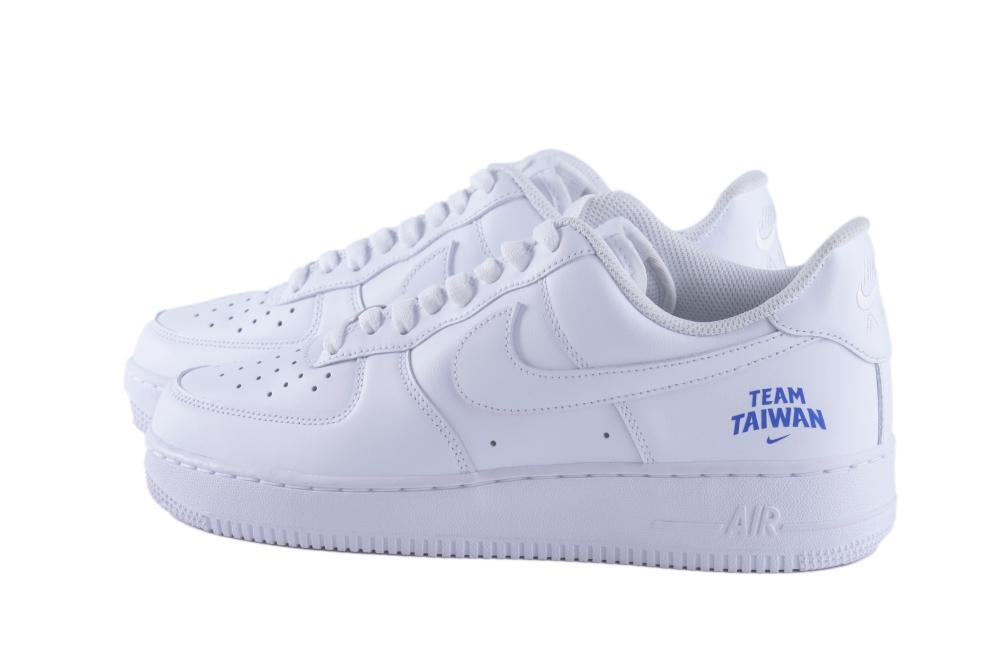 NIKE AIR FORCE 1 TEAM TAIWAN，3,600元，獨家。
