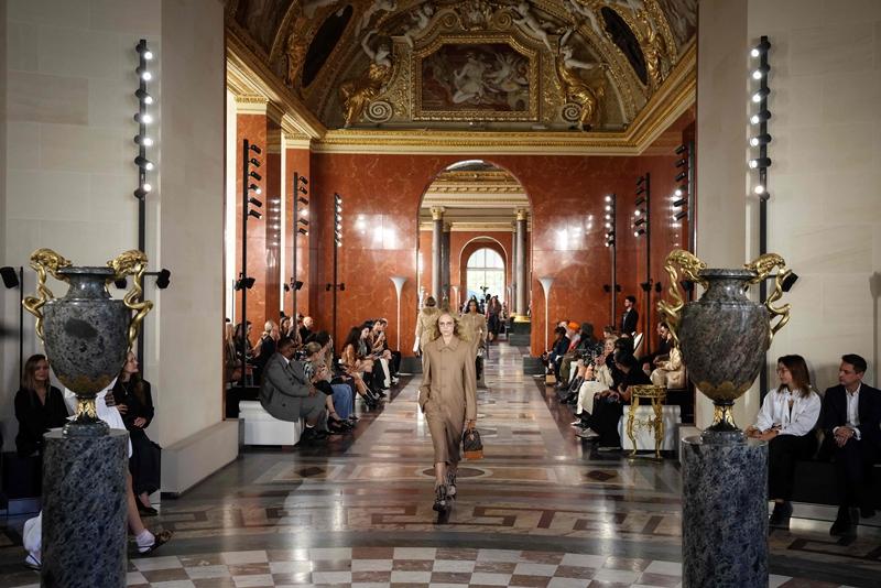 Louis Vuitton 2026春夏女裝系列，台灣時間昨（30）晚間正式登場。（美聯社）