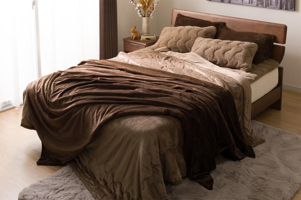 宜得利 N WARM雙人超吸濕熱毛毯。