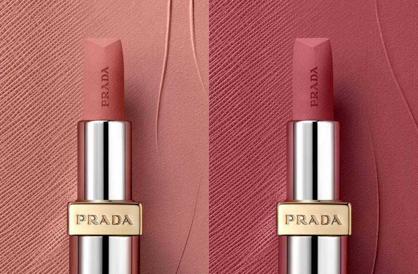 PRADA革紋極霧唇膏，P60裸棕粉、P61赤醺粉。1,650元。