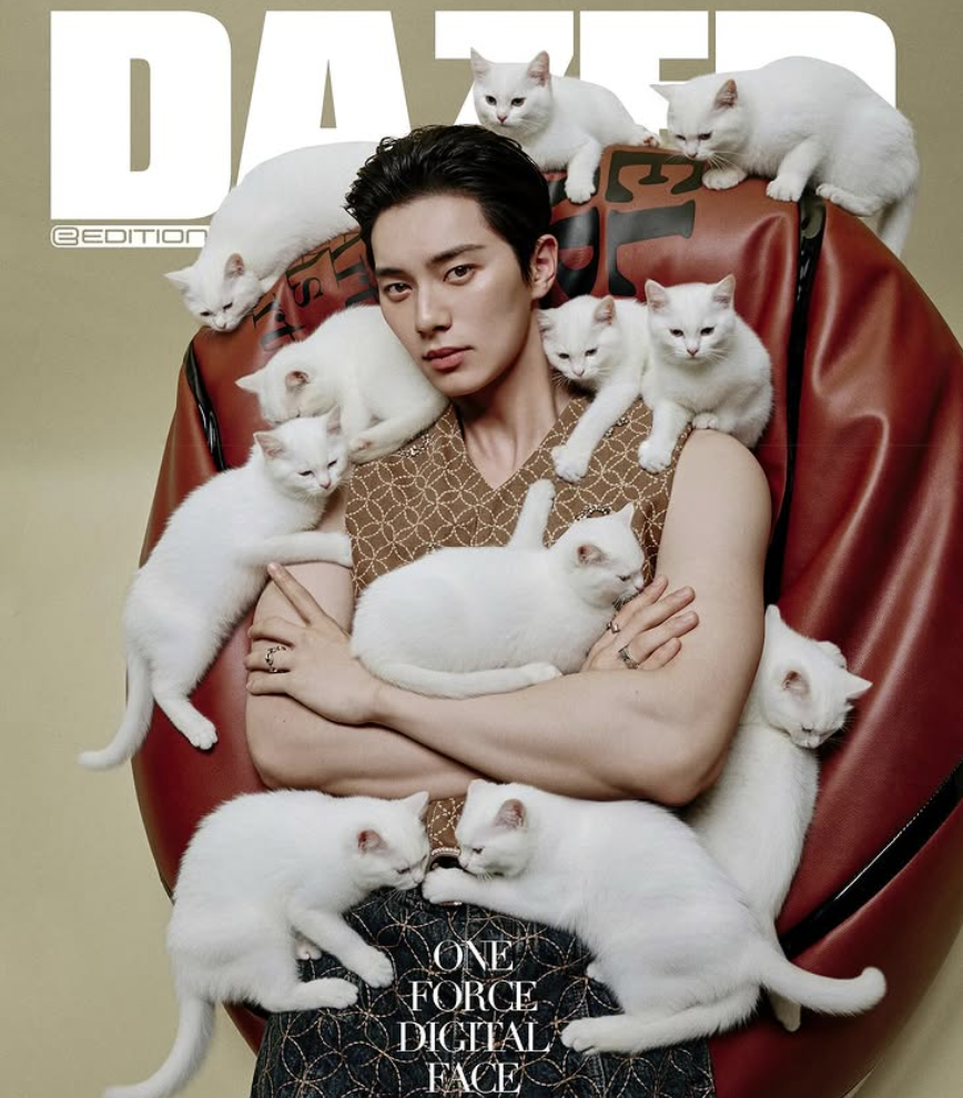 李彩玟登上時尚雜誌封面。