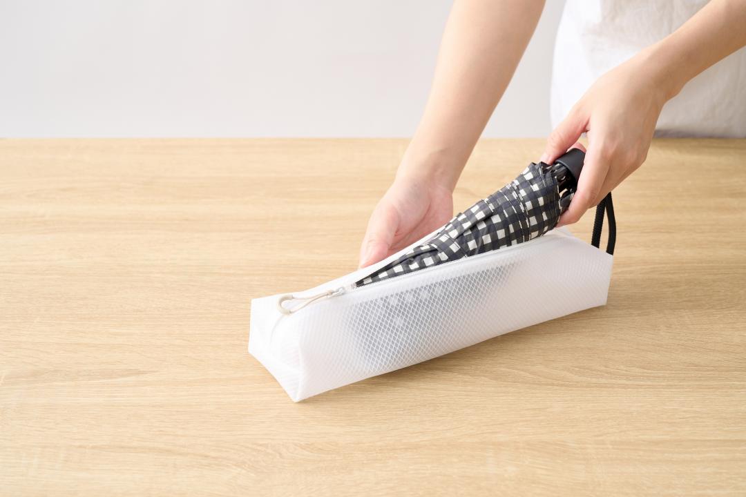 EVA多用途收納袋，250-290元。