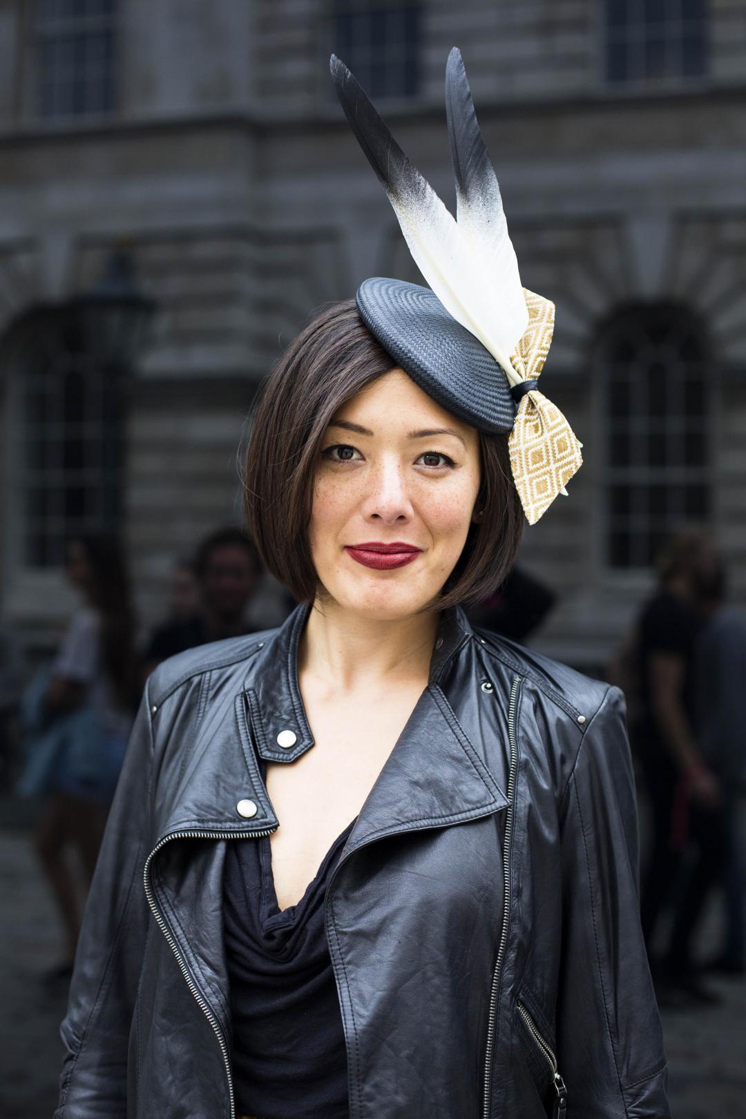 帽飾設計師Awon Golding。