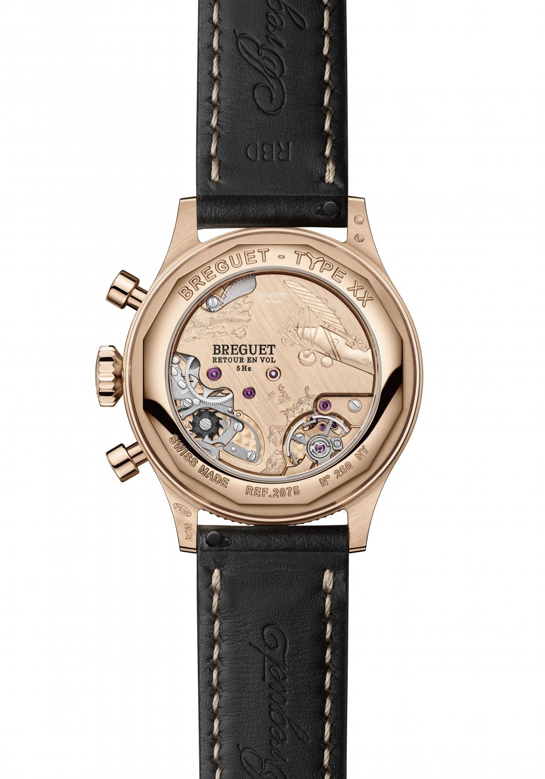 錶底蓋鐫刻Breguet 19飛機以及航線。