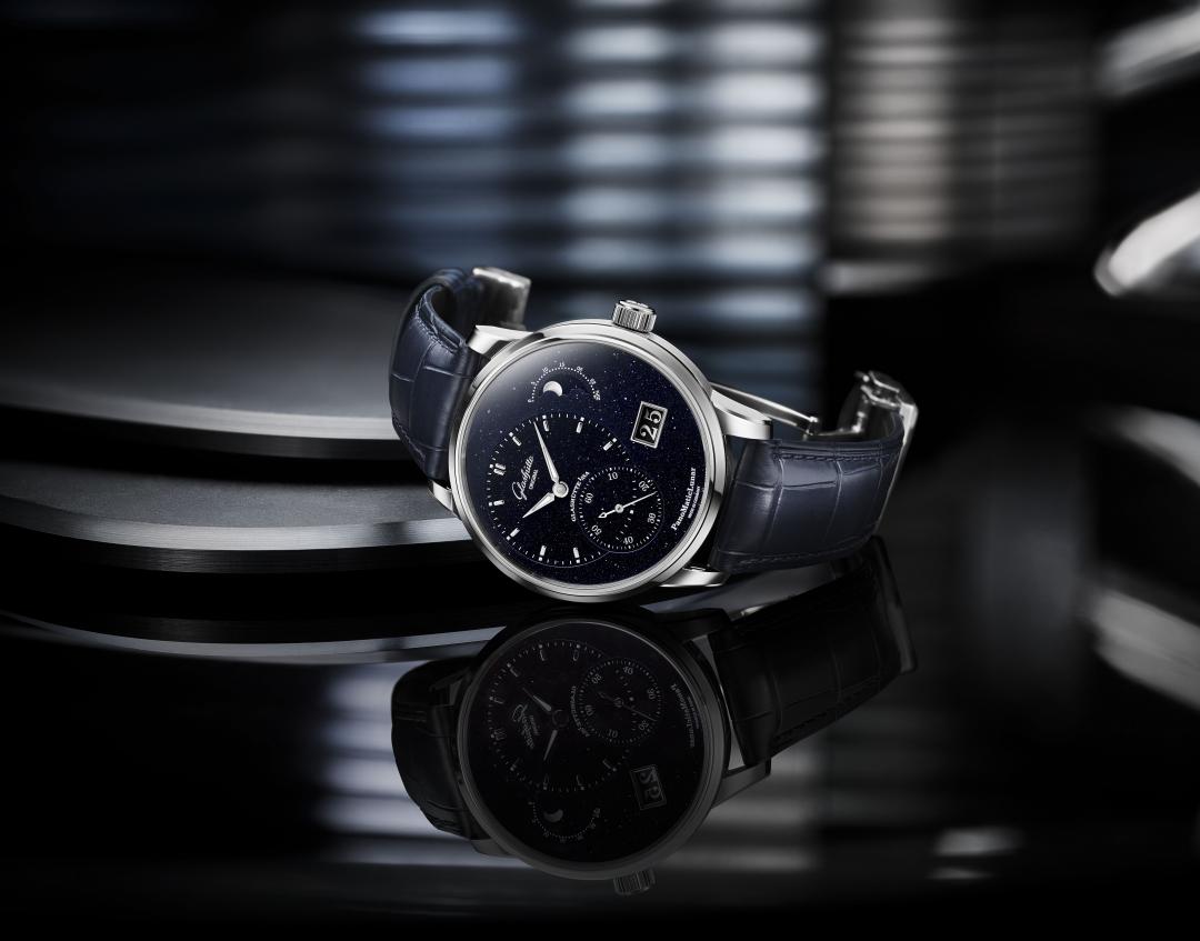 PanoMaticLunar偏心月相腕錶180週年紀念版，限量180只，1,197,000元。