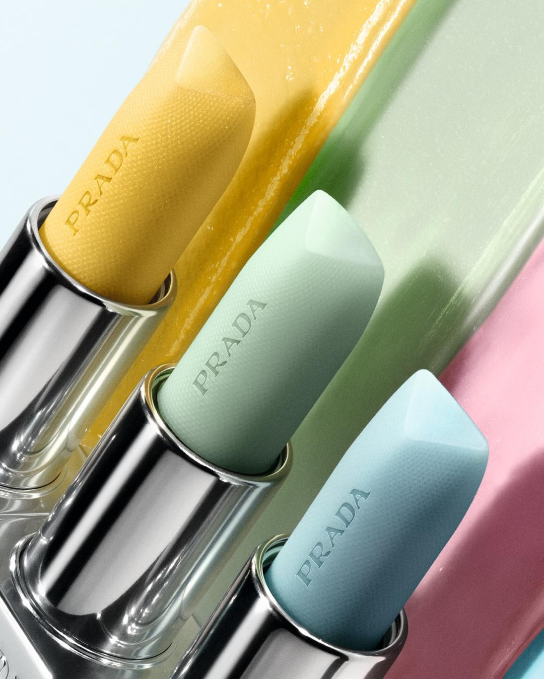 PRADA Beauty以潤唇膏引領美妝市場話題。