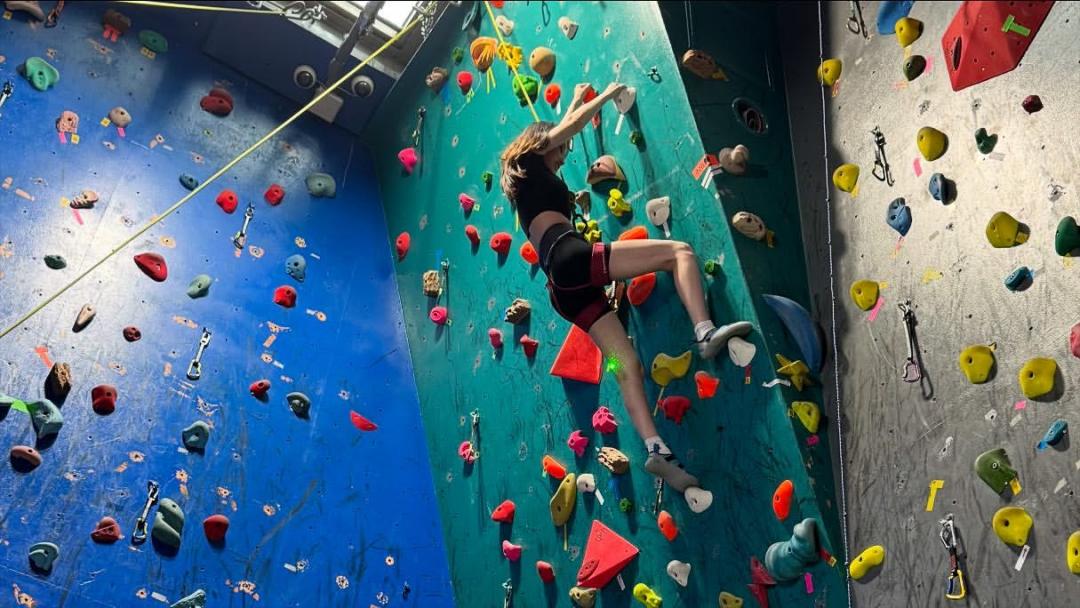 雖然如今完美腰臀曲線陷入「後加工」疑雲,但不可否認的是全鐘瑞平時也沒少鍛鍊。