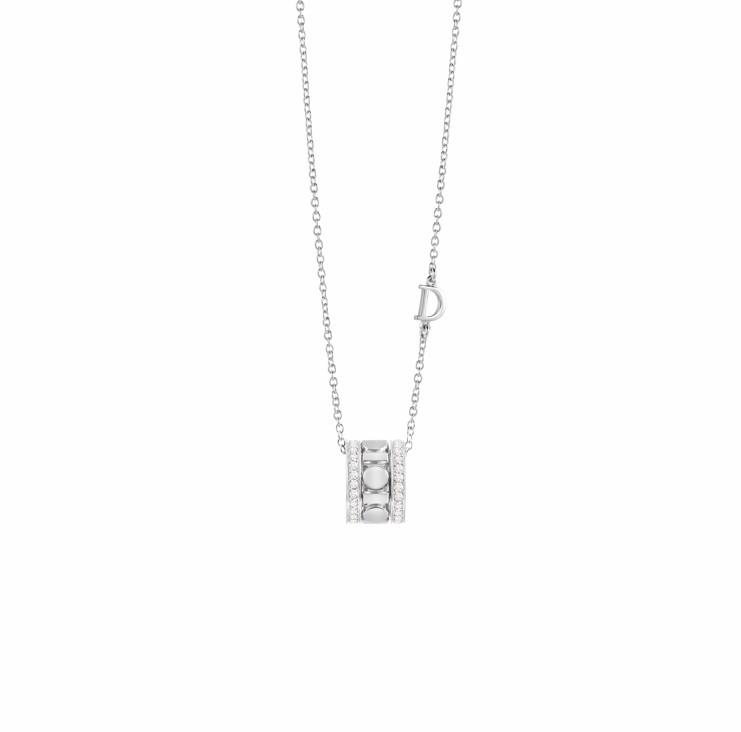 DAMIANI Belle Époque Reel系列18K白金鑽石寬版項鍊,162,600元。