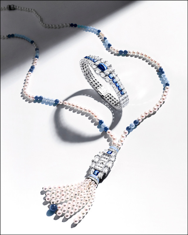 錶殼和珠寶吊墜皆可拆卸,搭配錶鍊或長項鍊,展現靈活的佩戴性。