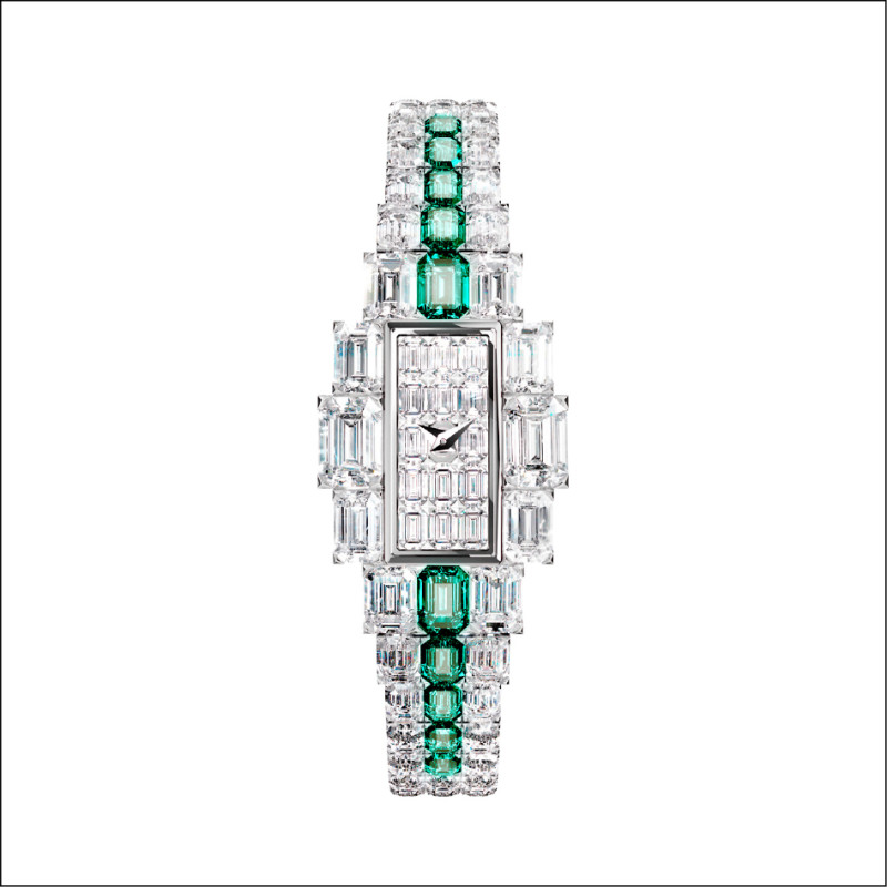 江詩丹頓Grand Lady Kalla高級珠寶時計(祖母綠款),集結各種珠寶工藝,展露極致奢華感。