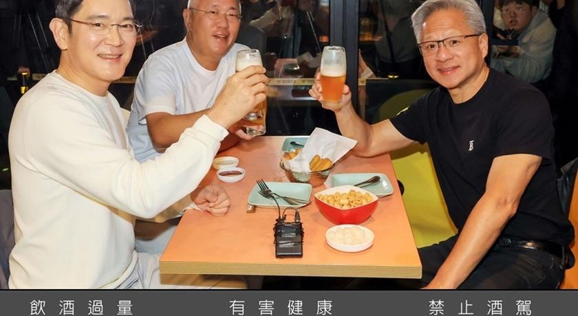 黃仁勳赴韓一場「雞啤會」引爆話題。