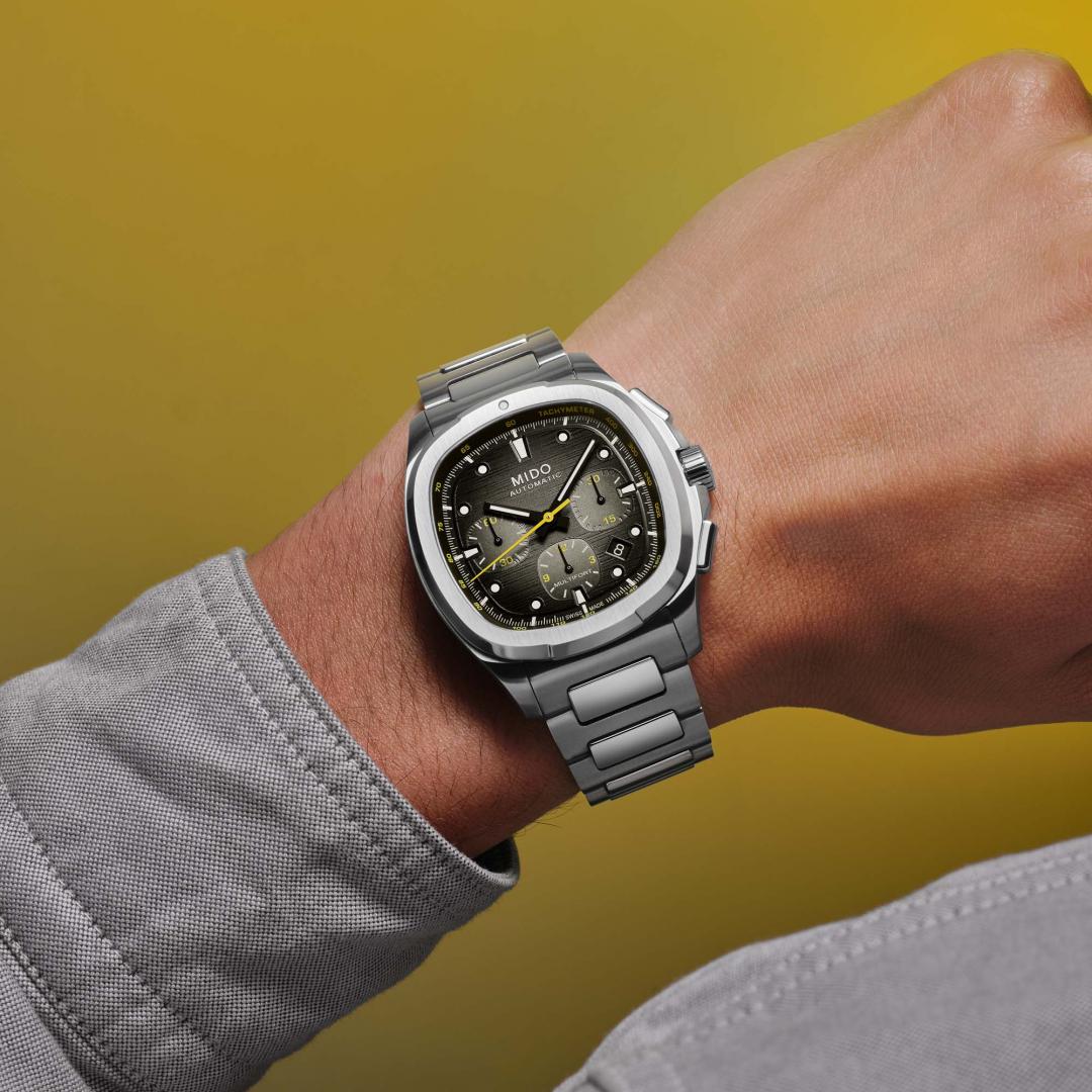 MIDO Multifort TV Chronograph計時碼錶延續方形電視機錶殼特色。(MIDO提供，以下同)