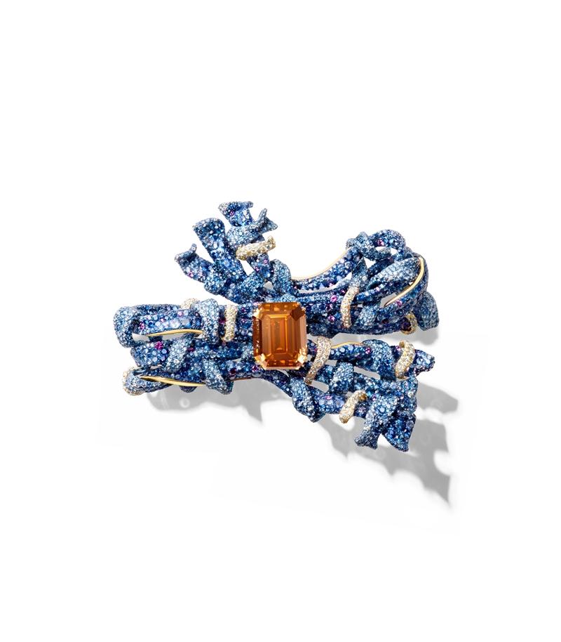 CINDY CHAO 2025 Black Label Masterpiece V大師系列編織緞帶，深彩橘棕鑽、白鑽、藍寶石、紫色藍寶石、紫色石榴石。（CINDY CHAO The Art Jewel提供）