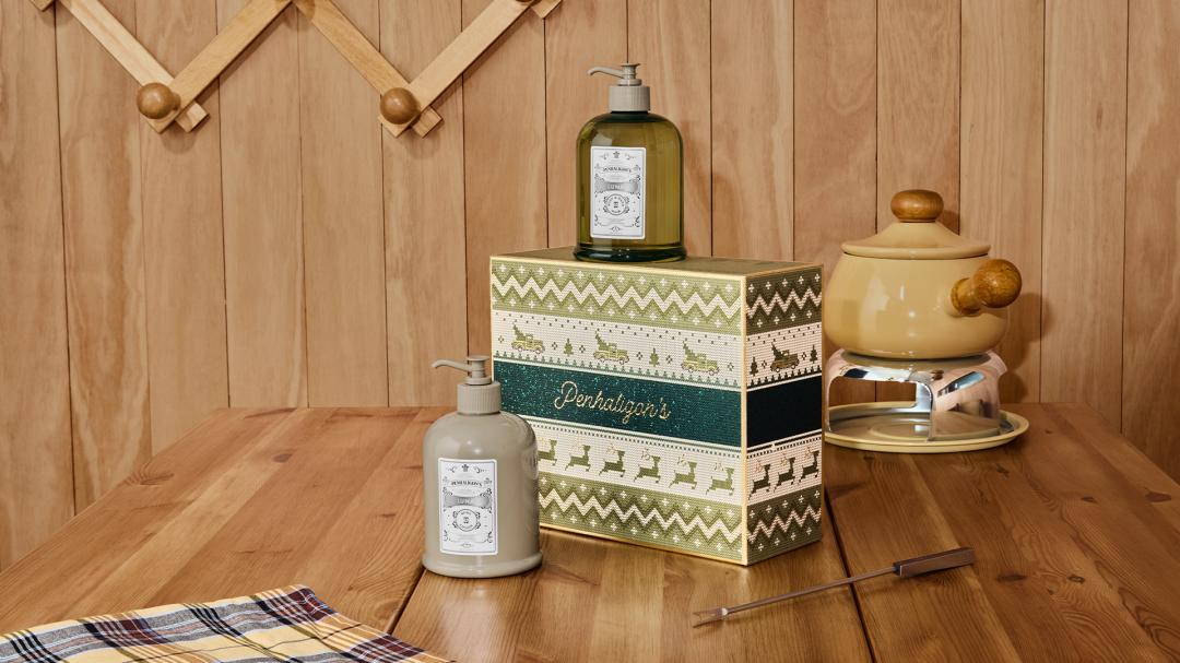 月亮女神身體護理組4,130元，內含月亮女神沐浴露500ml+月亮女神身體乳500ml。