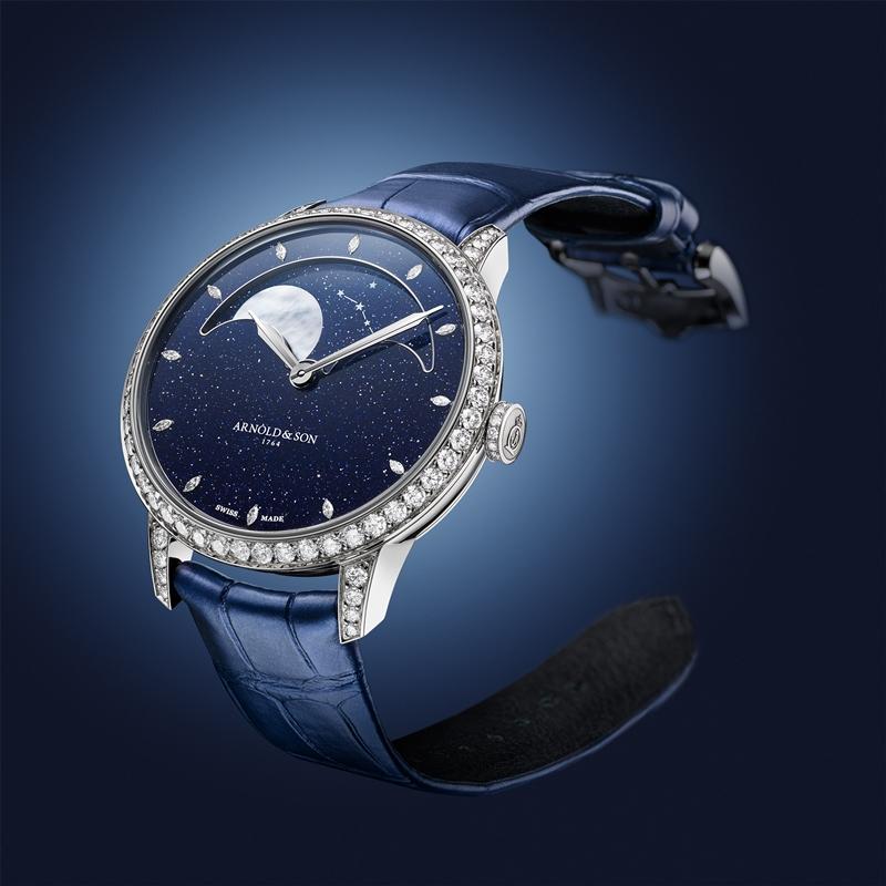 Arnold & Son Perpetual Moon 38白金月相腕錶，搭載A&S1612手動上鍊機械機芯，18K白金錶殼，時間顯示、月相，錶徑38mm，防水深度30米，2,036,000元，全球限量18只。（Sincere Fine Watches提供）