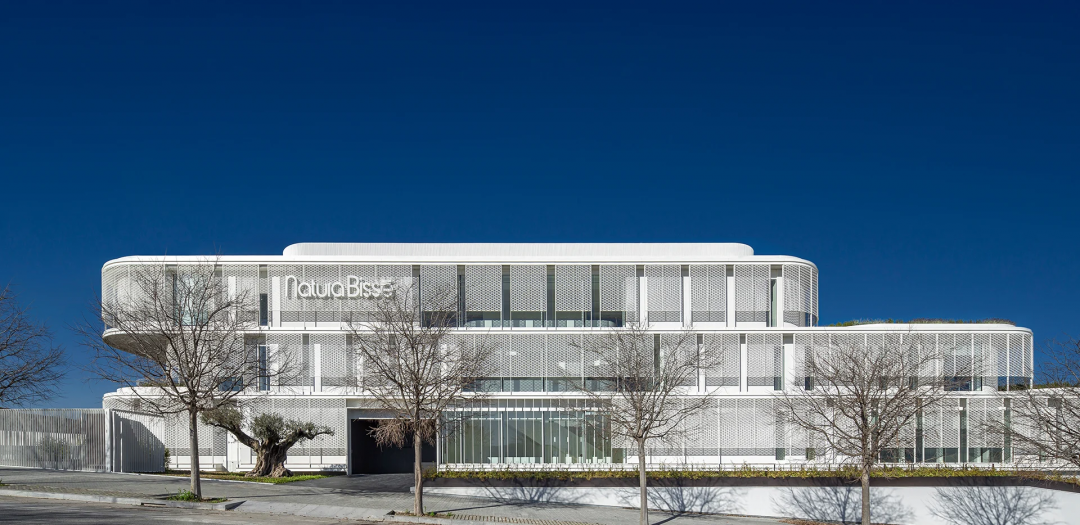 來自西班牙的頂級護膚品牌Natura Bissé，深受歐美名流青睞。