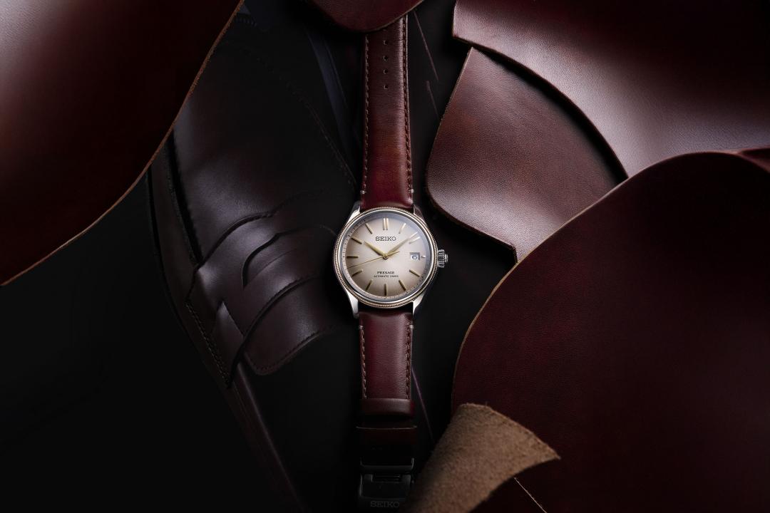 棕色皮革錶帶時尚又環保。