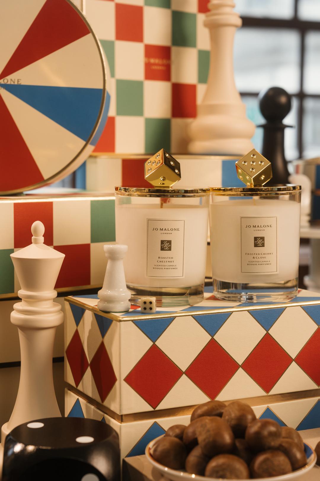 Jo Malone London全新放玩派對系列烤栗與冰霜櫻桃香氛工藝蠟燭，雙入組，5,550元。