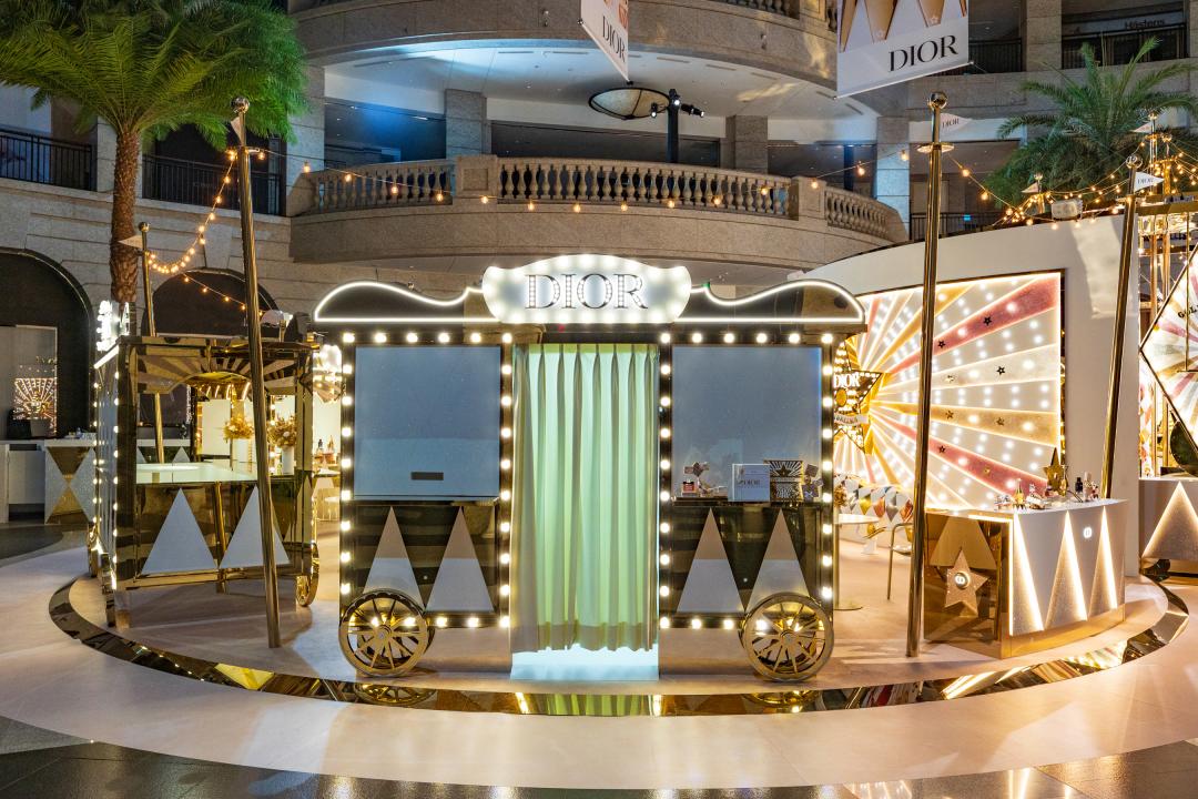 設有奇幻拍貼機，可留下滿滿的回憶。