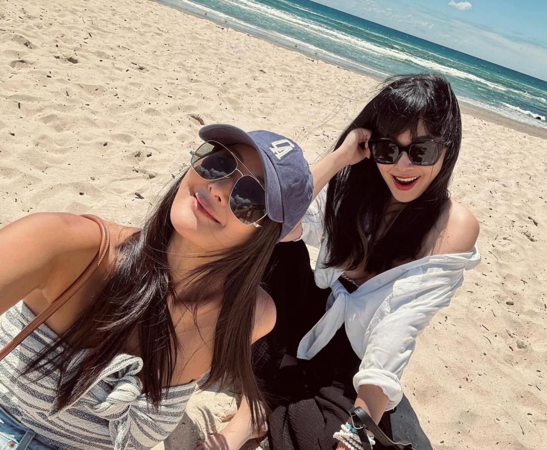 遠居澳洲，偶爾孫芸芸的好姐妹，如小姑廖曉喬等人也會前去度假拜訪。