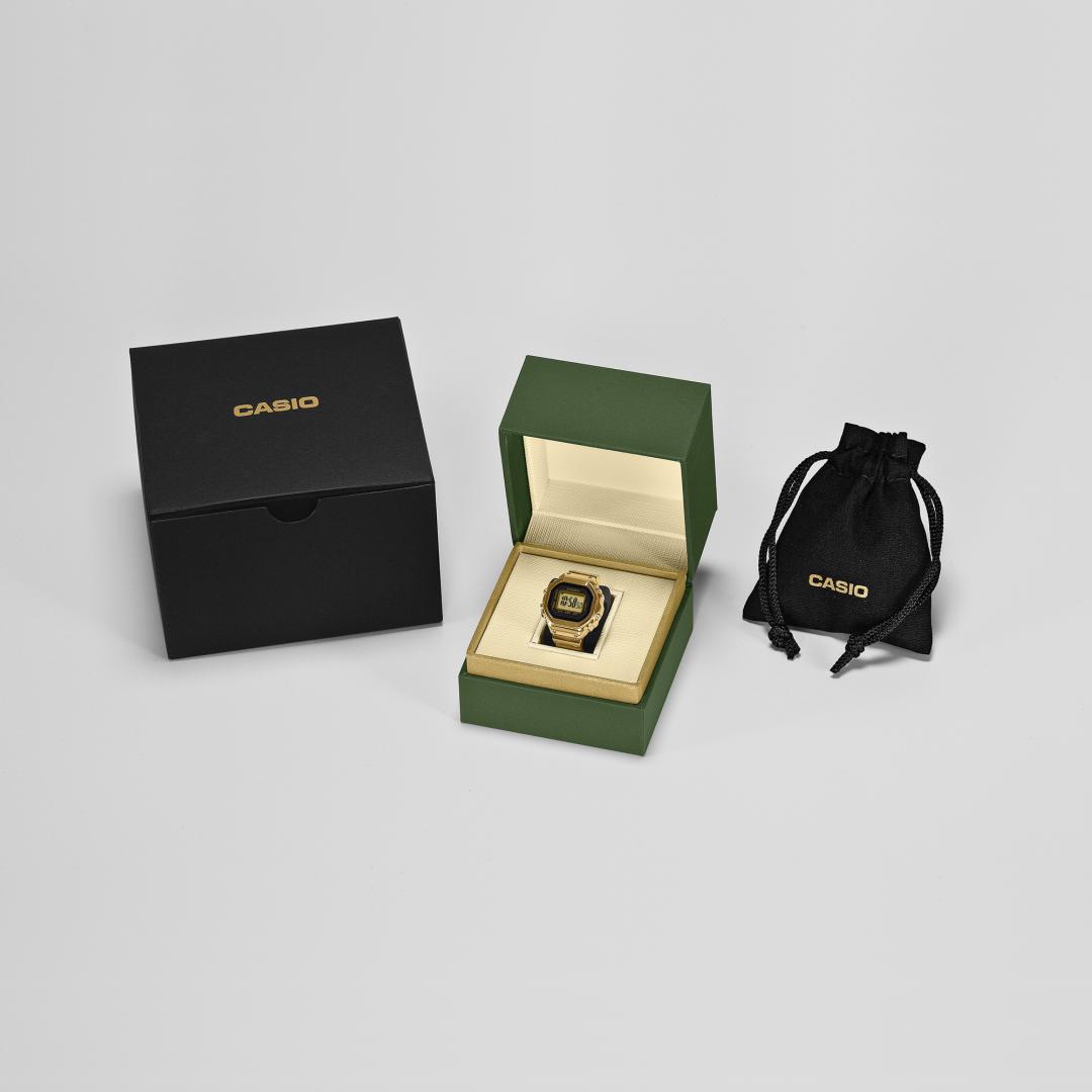 特殊包裝盒同樣精緻。