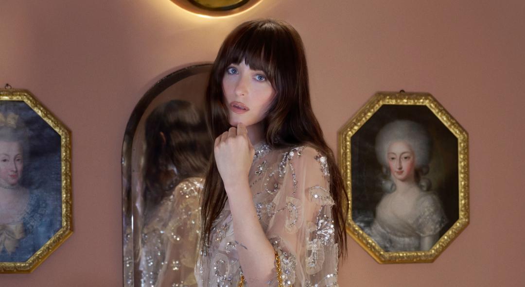 達珂塔強生上個月正式加入VALENTINO代言陣容。