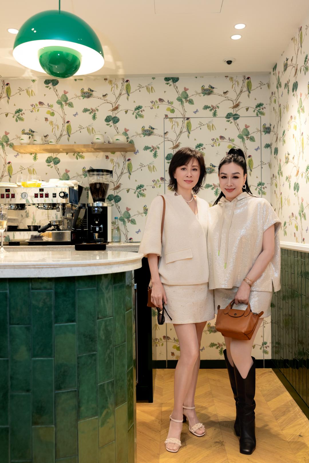 劉嘉玲也出席同場活動，兩大巨星難得同框。