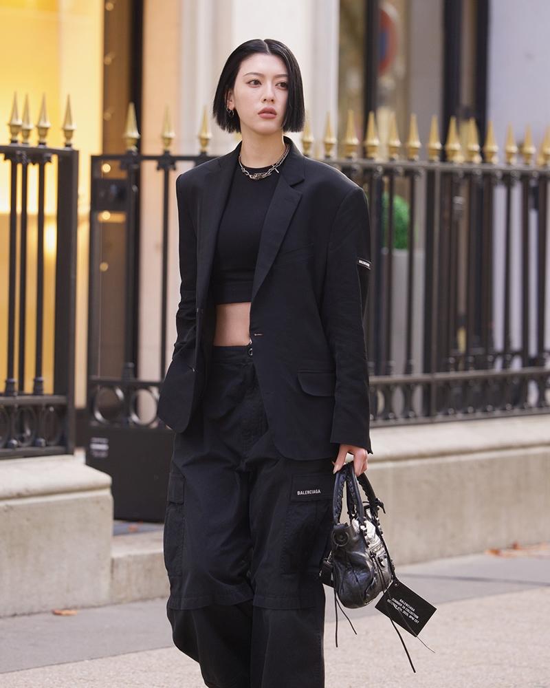 三吉彩花。（Balenciaga提供）