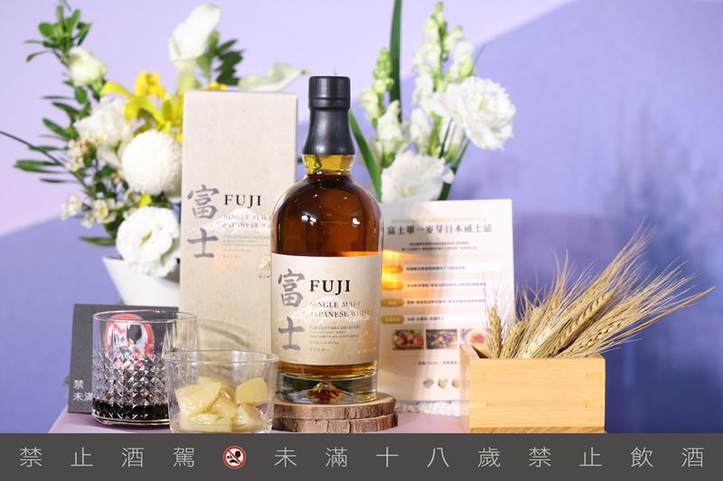 富士 單一麥芽日本威士忌，酒精濃度46%，700ml，1,970元。（台灣麒麟提供）