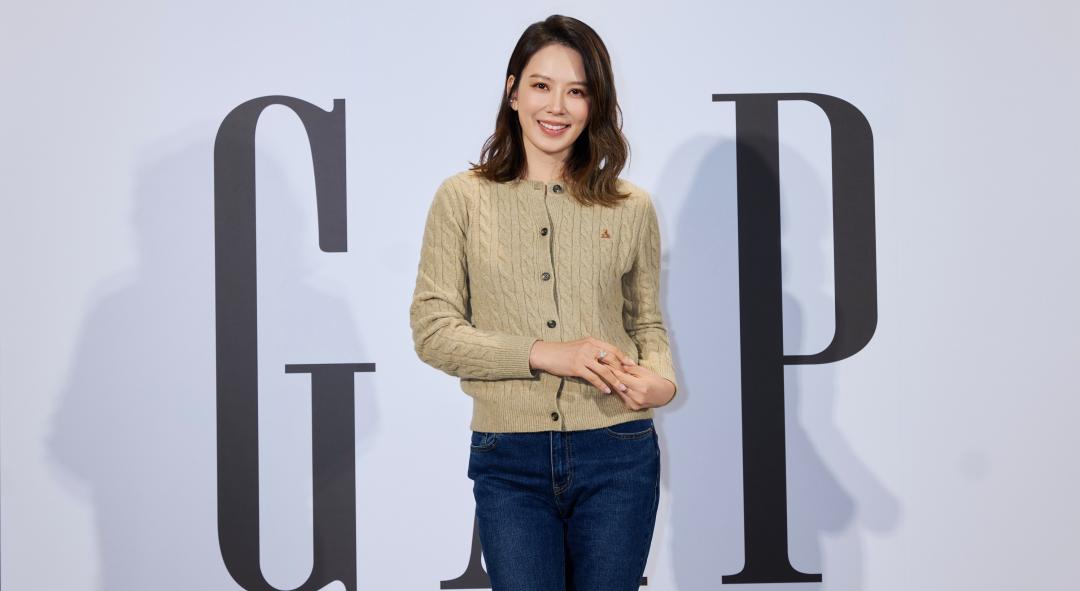 Melody今早現身中和，為GAP新店開幕站台。