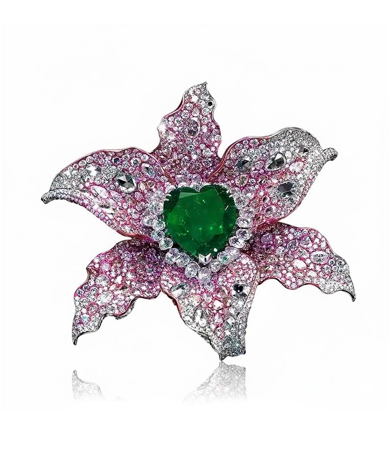 MOUSSAIEFF by ANNA HU印象百合祖母綠胸針。（Anna Hu Haute Joaillerie提供）