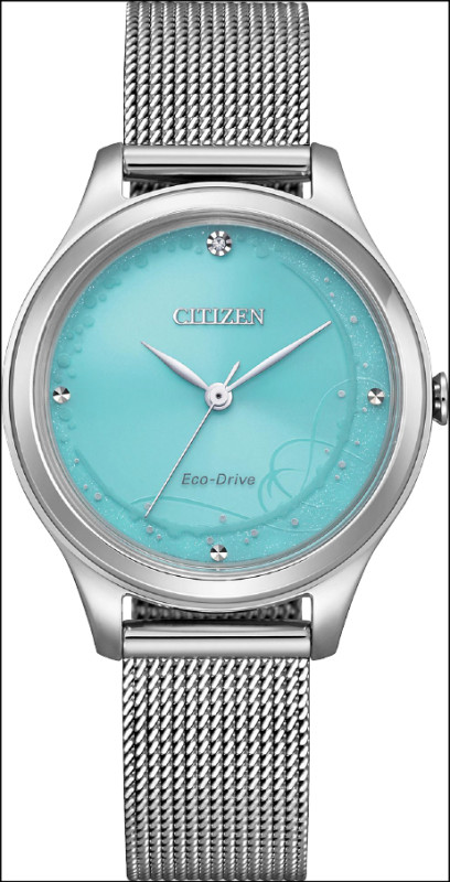 EM0501-89M光動能三針腕錶以米蘭鍊帶和水晶營造優雅風格，8,900元。